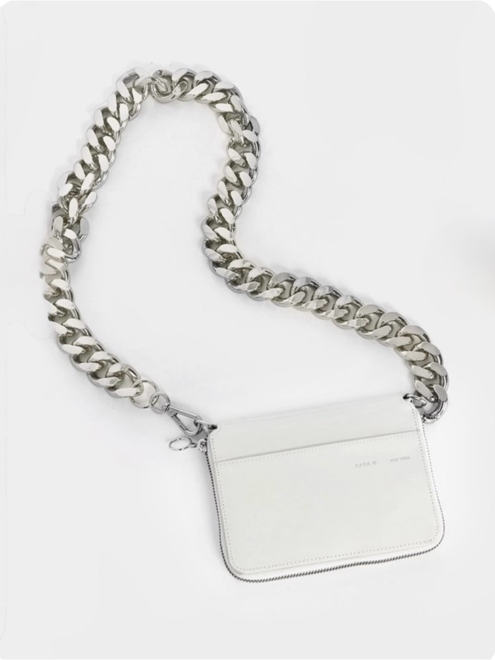 Minimal White Leather Crossbody Bag with Chunky Silver Chain